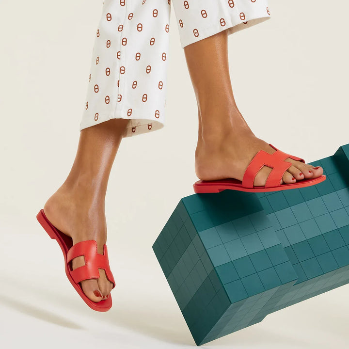 ARIS | Chic and Elegant Sandals