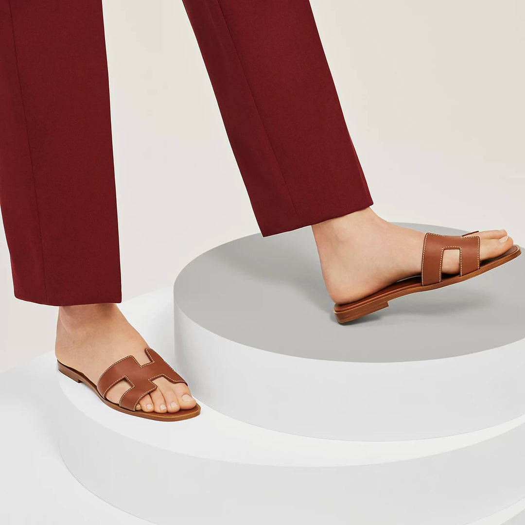ARIS | Chic and Elegant Sandals