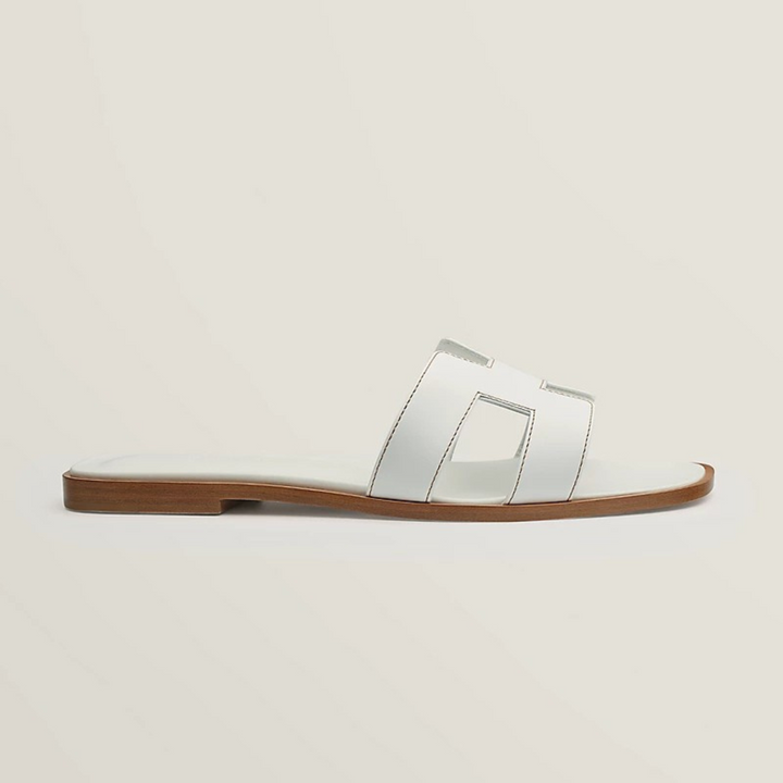 ARIS | Chic and Elegant Sandals