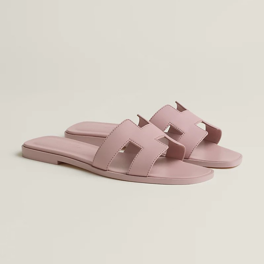 ARIS | Chic and Elegant Sandals