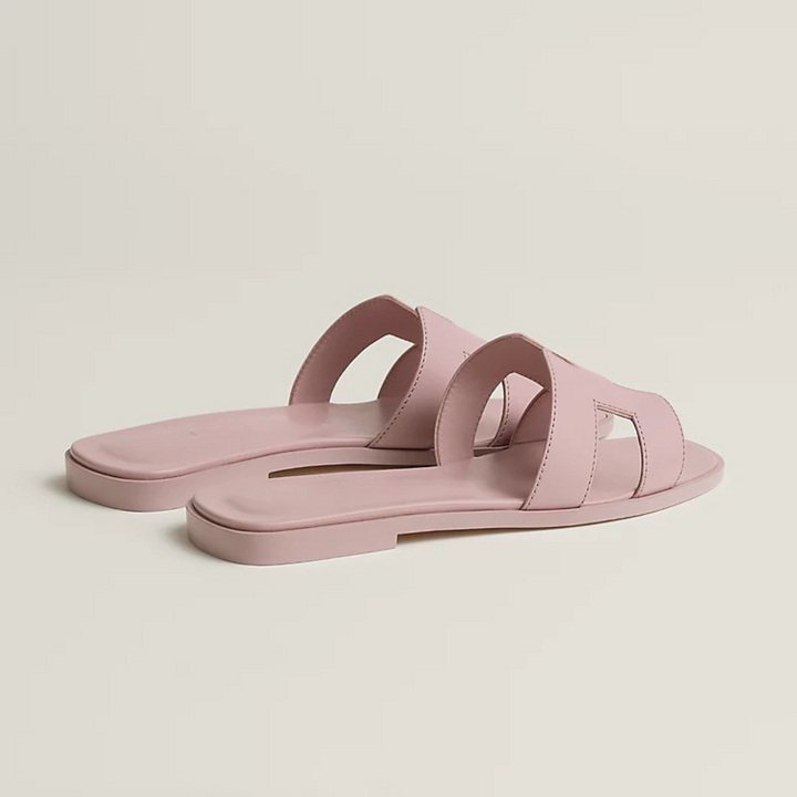 ARIS | Chic and Elegant Sandals
