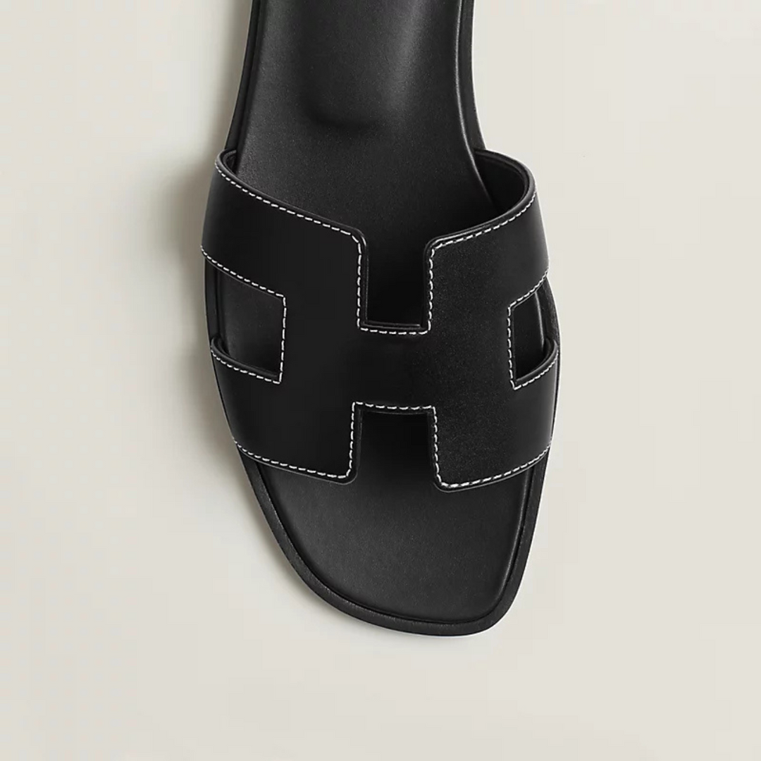 ARIS | Chic and Elegant Sandals