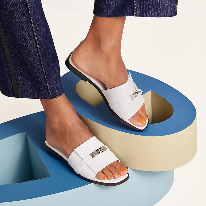 JULIE | Secure Lock Sandal