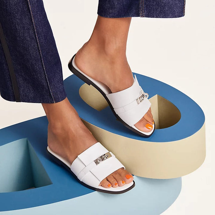 JULIE | Secure Lock Sandal