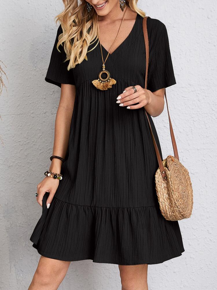 Lenora - Flattering Elegant Dress for a Beautiful Silhouette