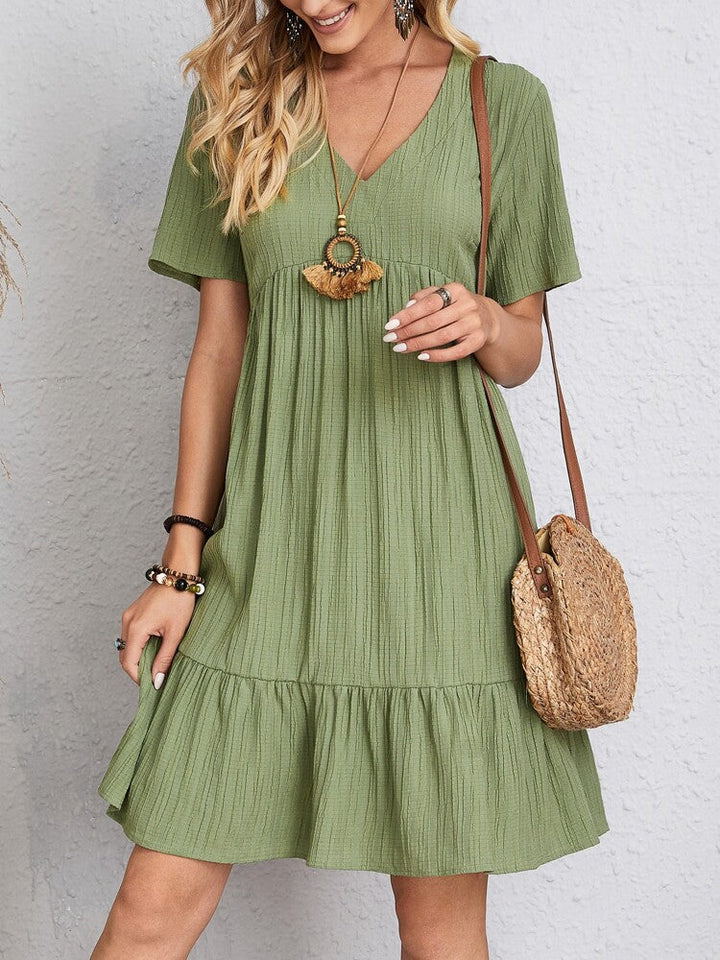 Lenora - Flattering Elegant Dress for a Beautiful Silhouette