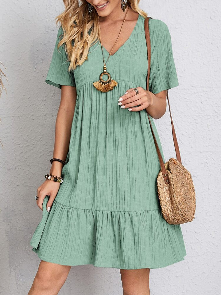 Lenora - Flattering Elegant Dress for a Beautiful Silhouette